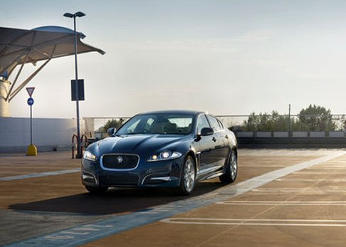 Jaguar XF 2013