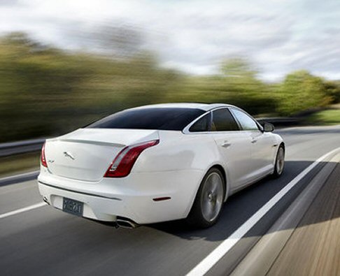 Jaguar XJ Sport Pack