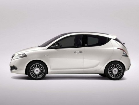 city car Ypsilon EcoChic