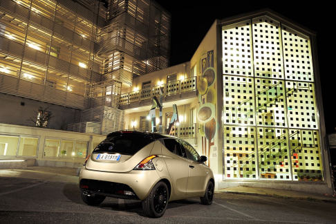 Lancia Ypsilon Monogram