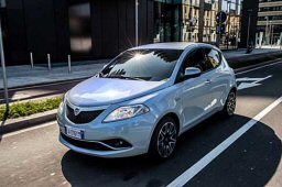 Special Edition Ypsilon Mya