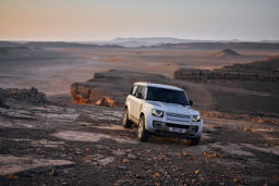 Land Rover Defender 130