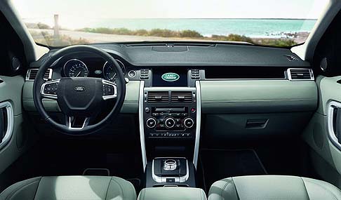 Land Rover Discovery Sport 2015