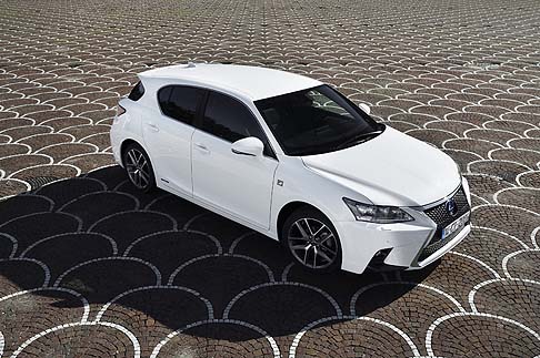 Lexus CT Hybrid 2014