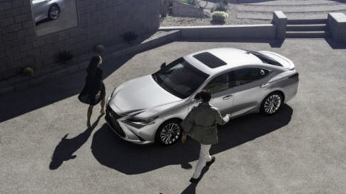 Lexus ES 2021