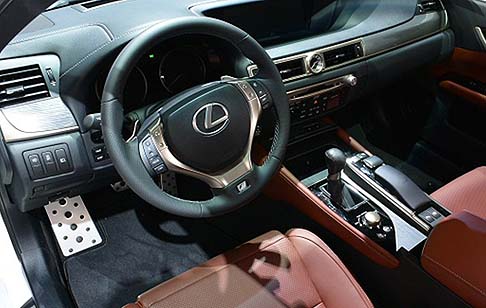 Lexus GS 300h