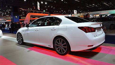 Lexus GS 300h