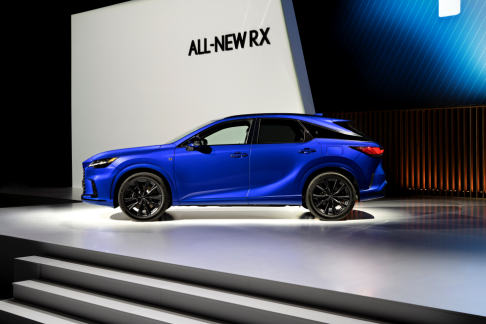 Lexus RX 2022