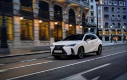 Lexus UX Hybrid 2022