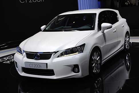 Lexus CT 200h