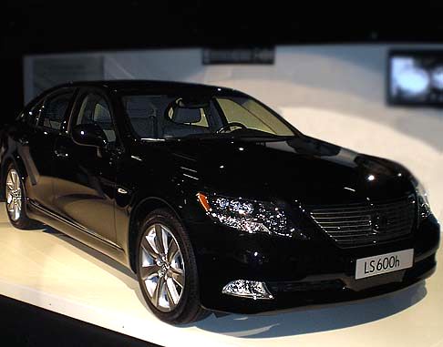 Lexus LS 600h