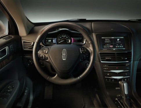 Lincoln MKT 2013