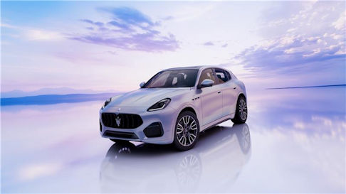 Maserati Grecale Alba
