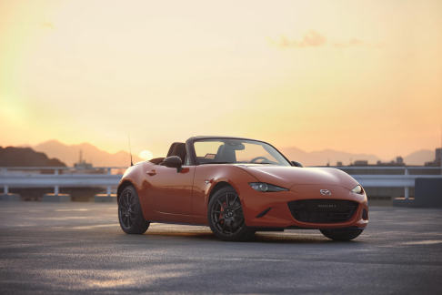 Mazda MX-5 30th Anniversary Edition Racing Orange