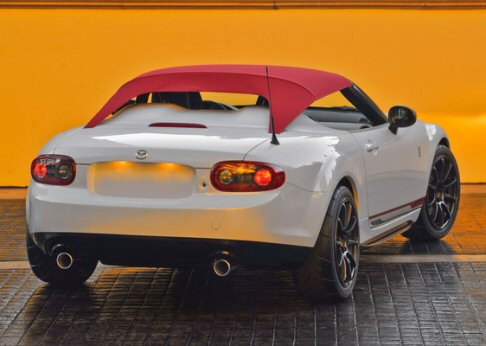 Mazda MX-5 Spyder 