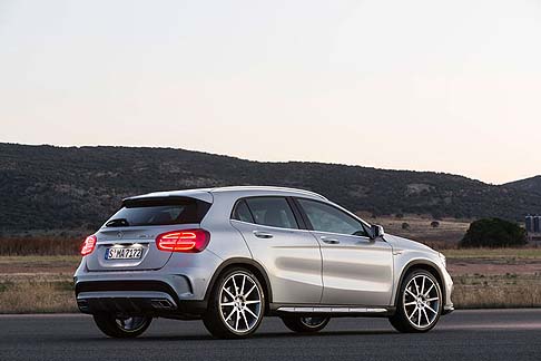 Mercedes-Benz GLA 45 AMG