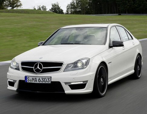 Mercedes-Benz C63 AMG 2011