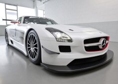 racing cars SLS AMG GT3