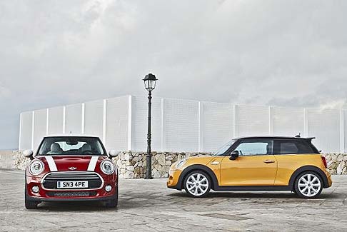 Mini - Mini Cooper Model Years 2014 e nella versione Cooper S