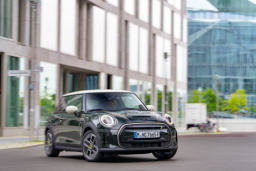 Mini Cooper SE Resolute Edition