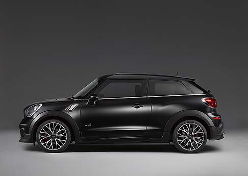 Mini Countryman Paceman Frozen Black metallic