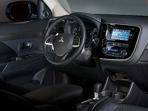 Mitsubishi Outlander 2014