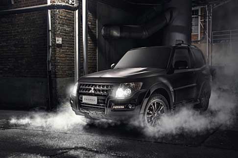 Mitsubishi Pajero One Hundred