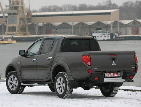 Mitsubishi L200 2010