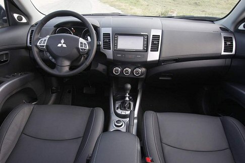 Mitsubishi Outlander 2010 