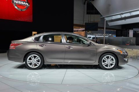 Nissan Altima 2012