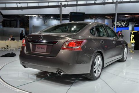 Nissan Altima 2012