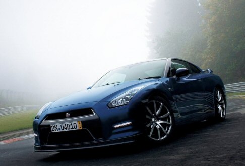 Nissan GT-R 2013