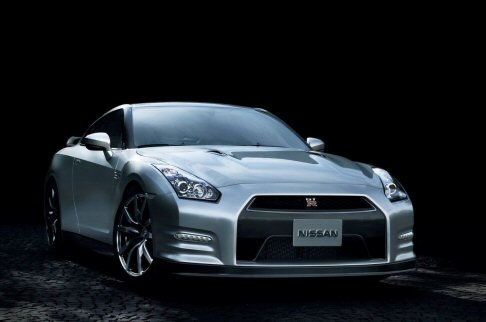 Nissan GT-R 2013