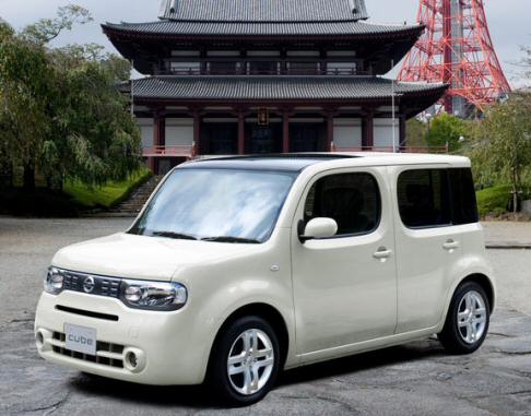 Nissan Cube