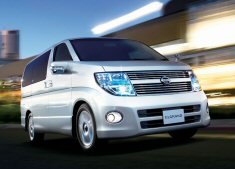 Nissan Elgrand 2010