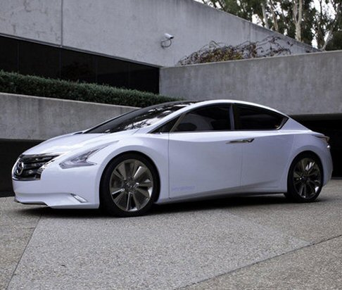 Nissan Ellure Concept