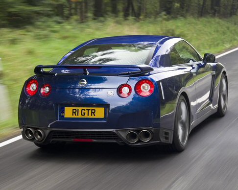 Nissan GT-R 2011
