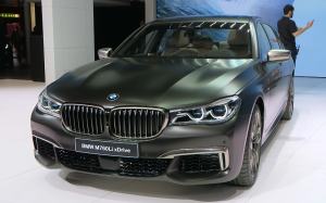 Bmw M760Li xDrive in anteprima mondiale al Ginevra Motor Show 2016