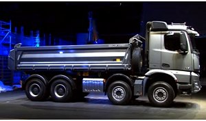 Streaming life: i nuovi Mercedes-Benz Arocs Trucks