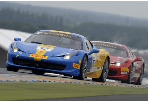 Il Ferrari Challenge conquista Le Mans