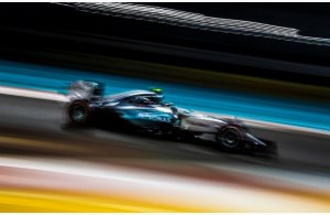 Gp EAU, ultima pole position di stagione per Nico Rosberg