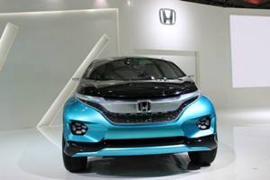 New Delhi: vanno in scena i modelli Honda