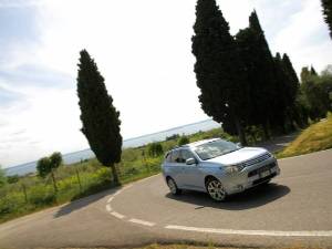 Arriva il Mitsubishi Outlander PHEV