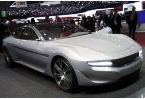 Cambiano Concept, la nuova berlina sportiva secondo Pininfarina