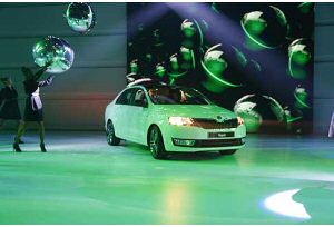 Salone di Parigi, il debutto di Skoda Rapid 