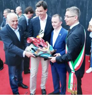 Trofeo Lorenzo Bandini: premiato Toto Wolff