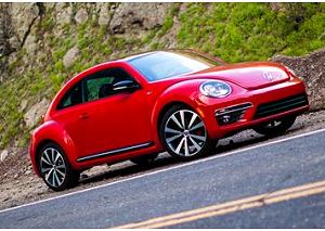 Vocazione sportiva per la Volkswagen Beetle R-Line Manual 2014