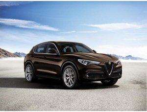 Alfa Romeo Stelvio: disponibile il nuovo 2.2 diesel da 180 CV