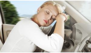 Soffri di apnee notturne? A rischio la tua patente di guida