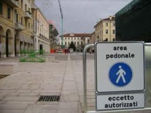 Auto sempre più off-limits nella città di Firenze